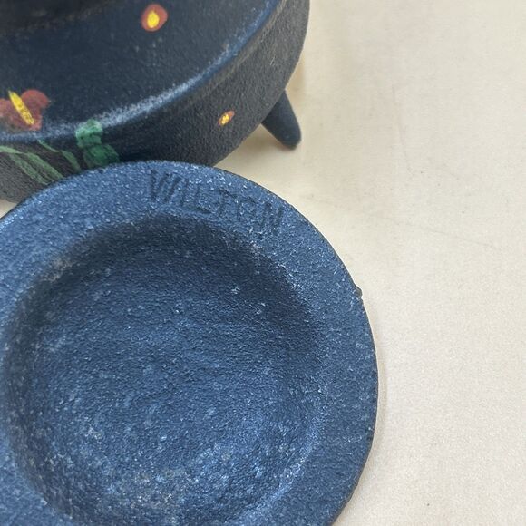 Vintage CRESCENT Cast Iron Salesman Sample Miniature Stove & Accessories - Picture 9 of 9